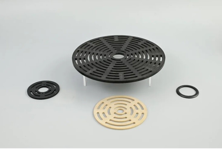 PEEK compressor valves and circular sealing components